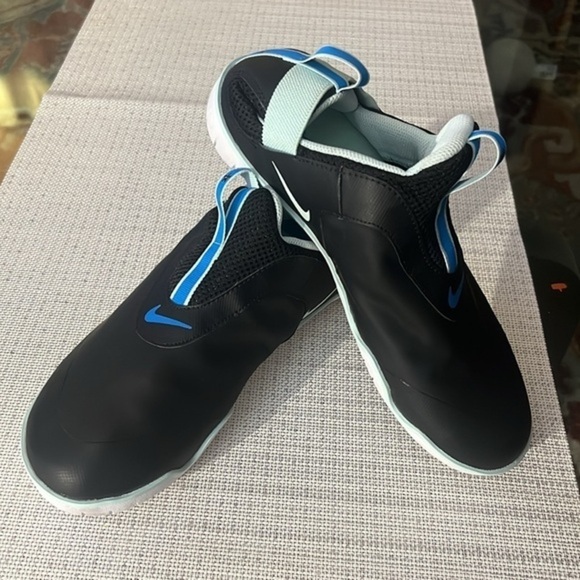 Nike "Zoom Pulse" UNISEX Nurse Shoes/Sneakers size 42.5 /9 men , or 9.5-10 women - Picture 10 of 11